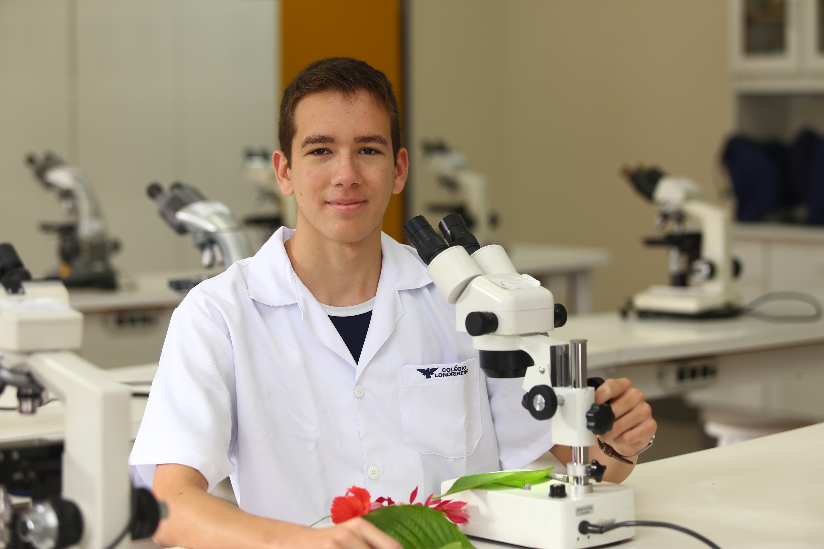 Estudante do Anglo Londrinense vai representar o Brasil na Hungria